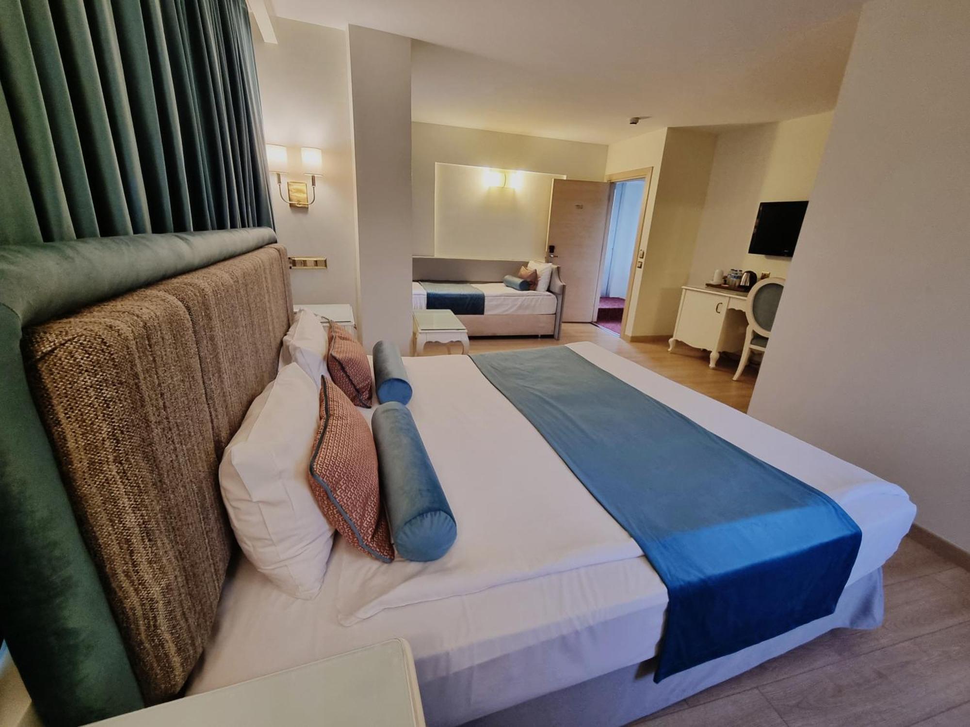 Taximtown Hotel Истанбул Екстериор снимка