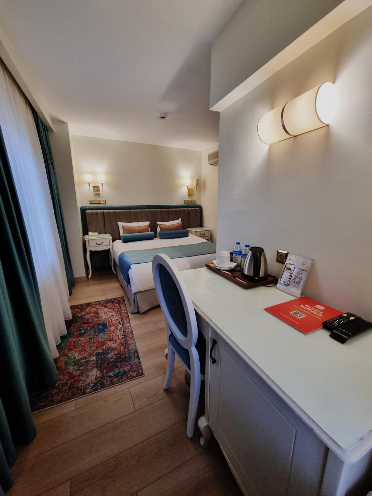 Taximtown Hotel Истанбул Екстериор снимка