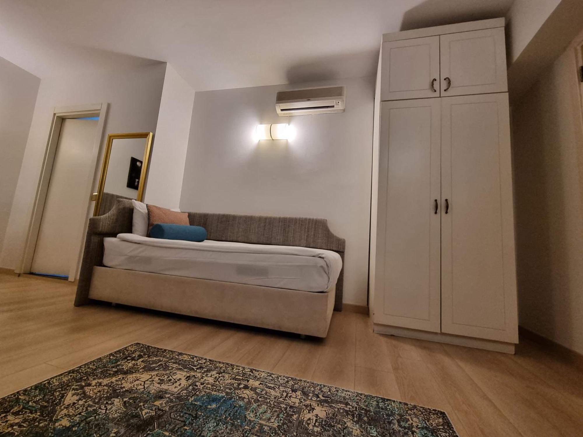 Taximtown Hotel Истанбул Екстериор снимка