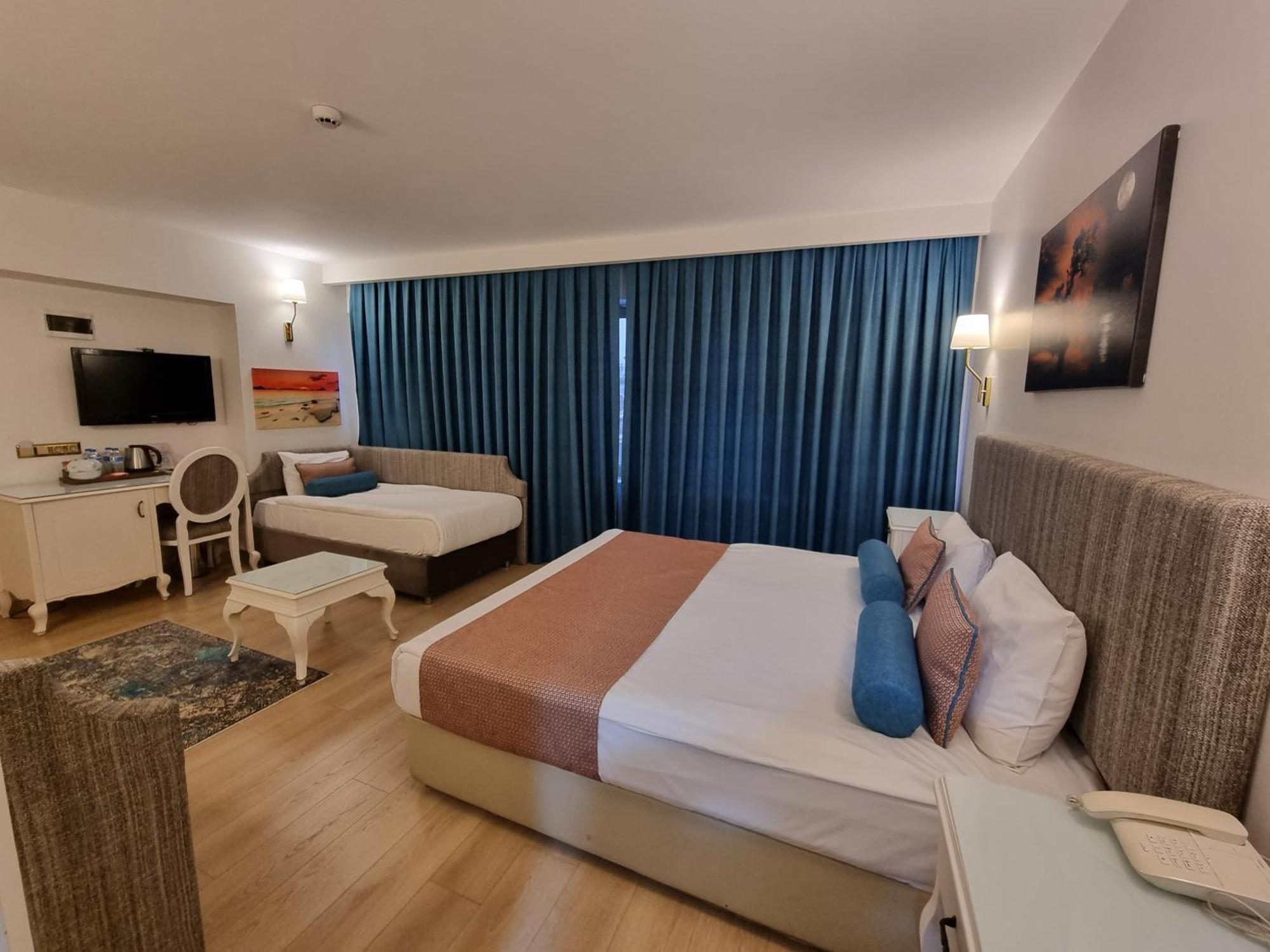 Taximtown Hotel Истанбул Екстериор снимка