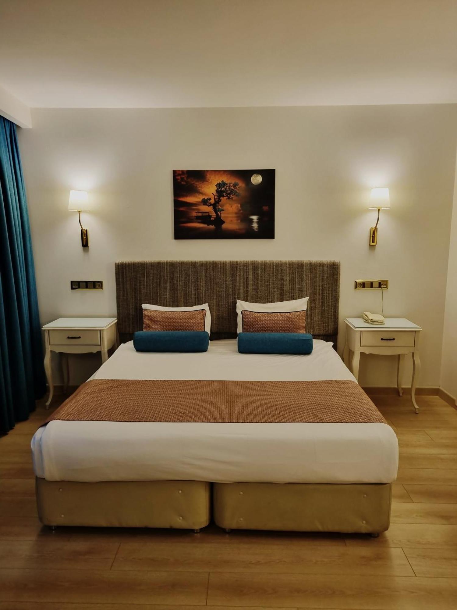 Taximtown Hotel Истанбул Екстериор снимка