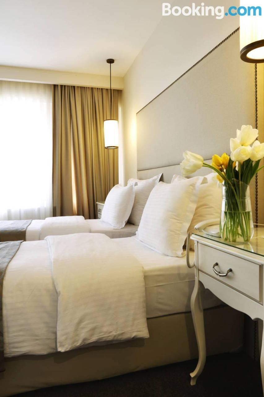 Taximtown Hotel Истанбул Екстериор снимка